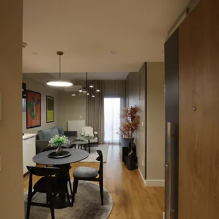 Urban Oasis Diamond 16th Floor , Center, Free Private Parking Skopje