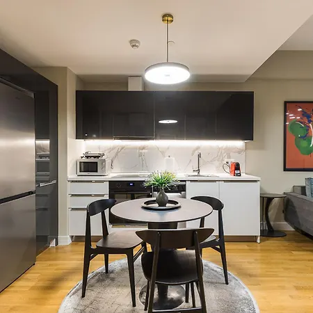 Urban Oasis Diamond 16th Floor , Center, Free Private Parking