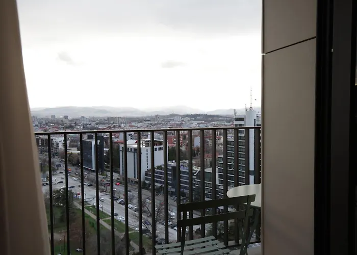 Апартаменти Urban Oasis Diamond 16th Floor , Center, Free Private Parking Скоп'є