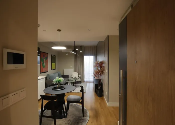 Urban Oasis Diamond 16th Floor , Center, Free Private Parking Skopje