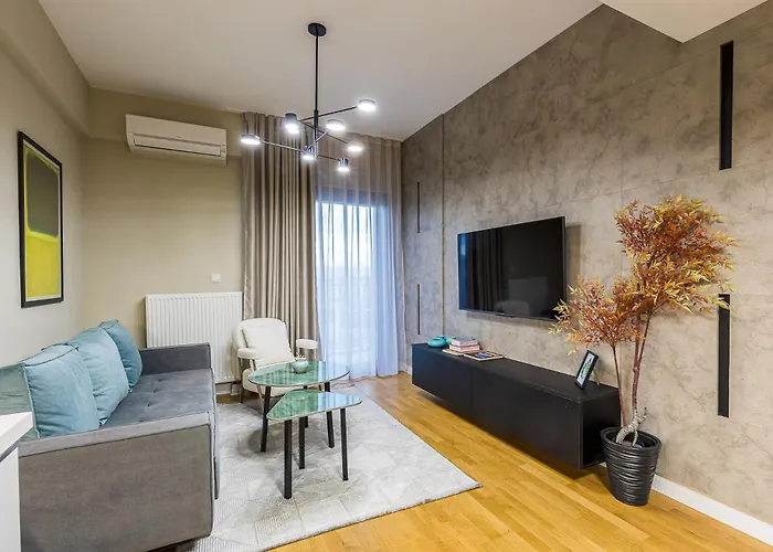 Urban Oasis Diamond 16th Floor , Center, Free Private Parking * Скоп'є