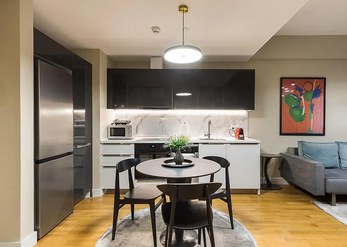 Urban Oasis Diamond 16th Floor , Center, Free Private Parking